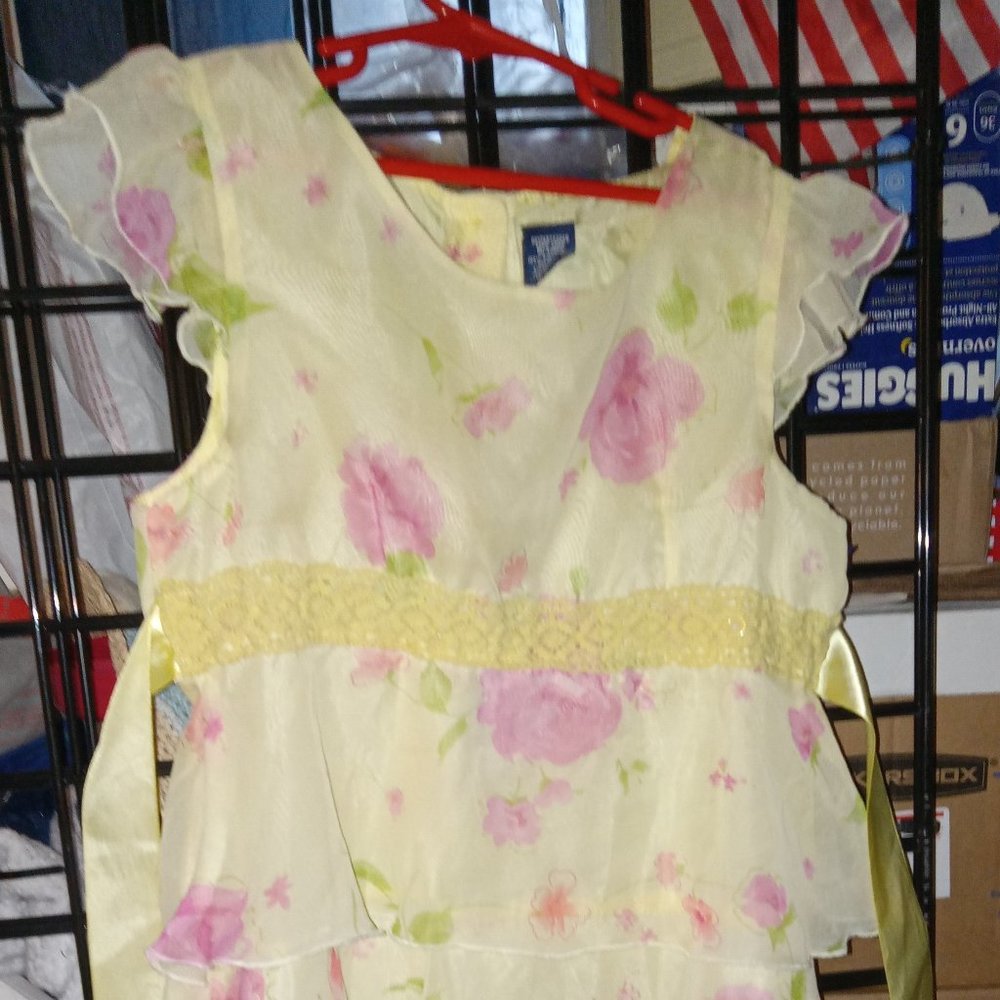 Girl's Basic Editions Yellow Floral Spring dress Easter Formal Casual